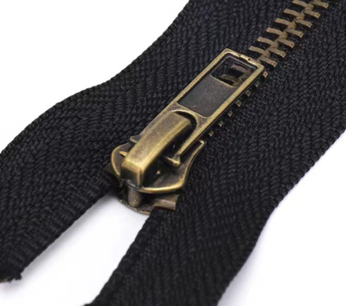 嘉兴拉链回收厂家 - 专业回收旧衣服拉链及拉链尾货