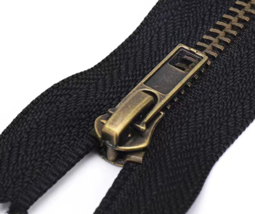 上海废旧拉链回收工厂，以价格赢得新老客户信任